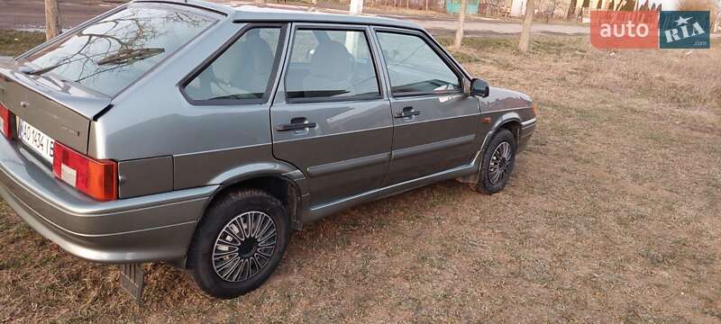 Хетчбек ВАЗ / Lada 2114 Samara 2011 в Береговому фото 10 Хетчбек ВАЗ / Lada 2114 Samara 2011 в Береговому