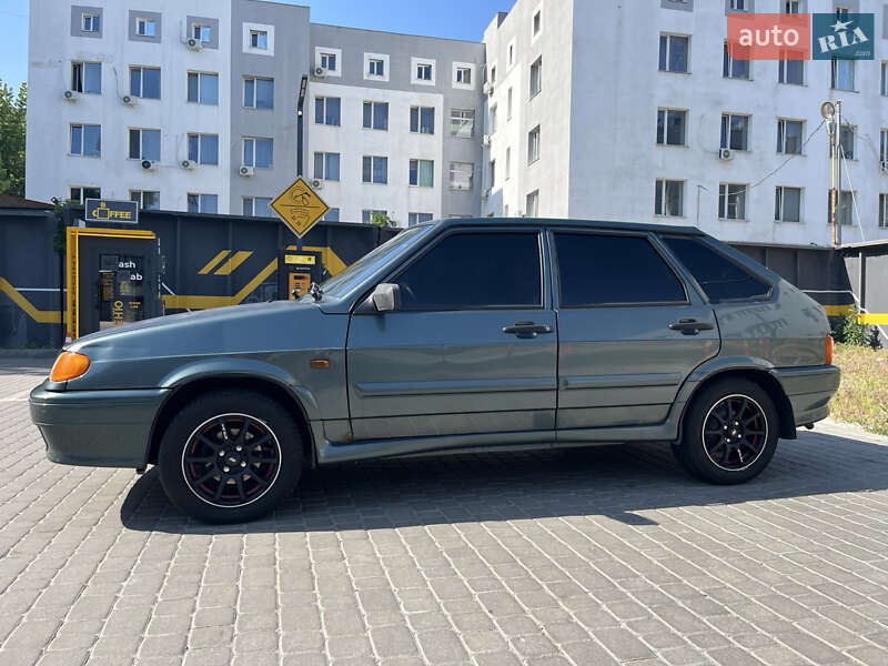 Хэтчбек ВАЗ 2114 Samara 2009 в 