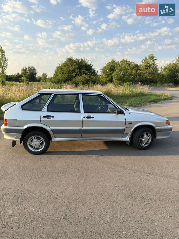 Хэтчбек ВАЗ / Lada 2114 Samara 2005 в Обухове