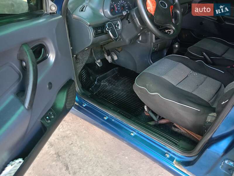 Хетчбек ВАЗ / Lada 2114 Samara 2004 в Кучургані
