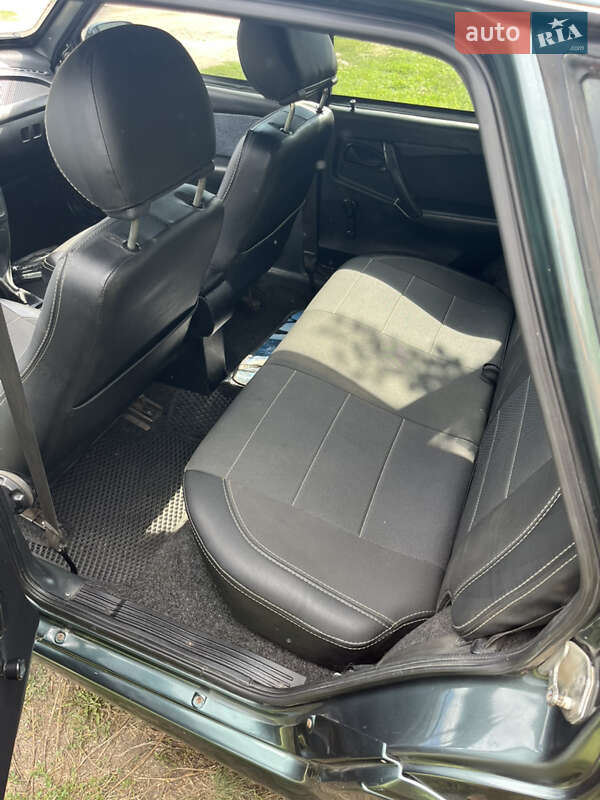 Хэтчбек ВАЗ / Lada 2114 Samara 2011 в Чугуеве