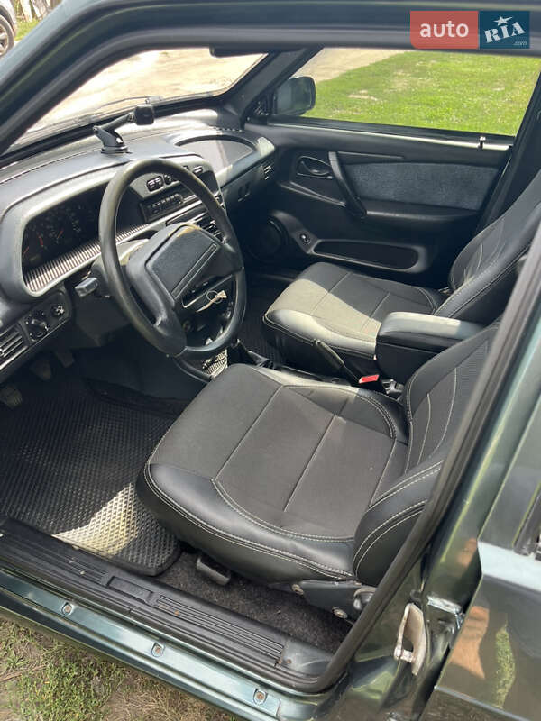 Хэтчбек ВАЗ / Lada 2114 Samara 2011 в Чугуеве