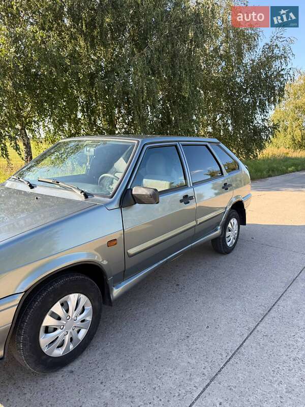 Хэтчбек ВАЗ / Lada 2114 Samara 2011 в Сумах
