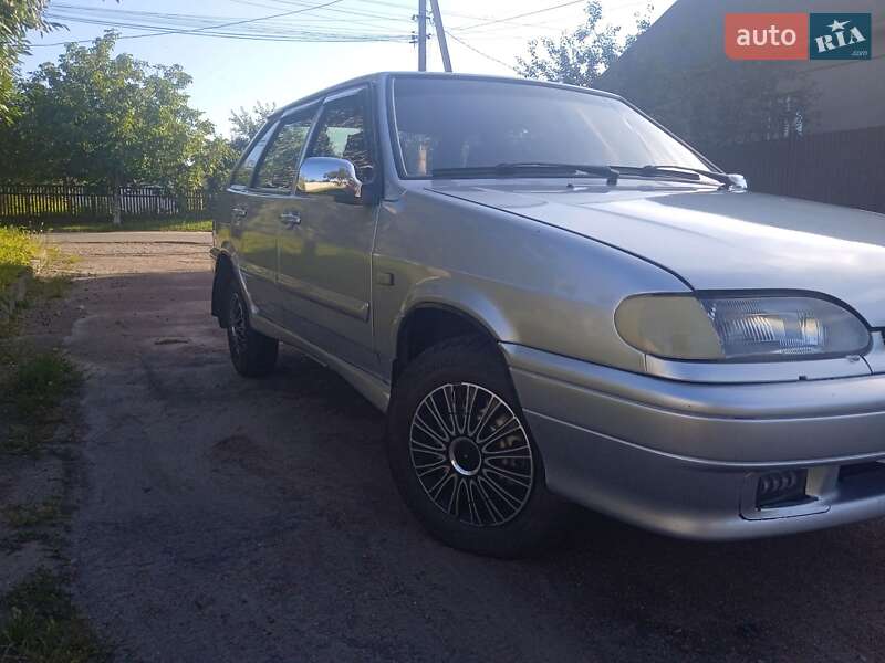Хэтчбек ВАЗ 2114 Samara 2005 в 