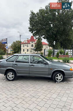 Хэтчбек ВАЗ / Lada 2114 Samara 2009 в 