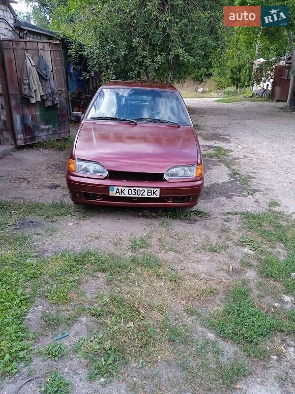 Хэтчбек ВАЗ / Lada 2114 Samara 2004 в Вольногорске