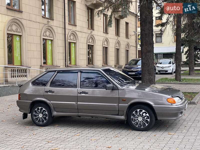 Хэтчбек ВАЗ 2114 Samara 2008 в 