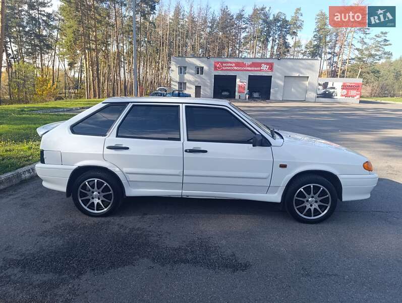 Хэтчбек ВАЗ / Lada 2114 Samara 2011 в Харькове фото 6 Хэтчбек ВАЗ / Lada 2114 Samara 2011 в Харькове