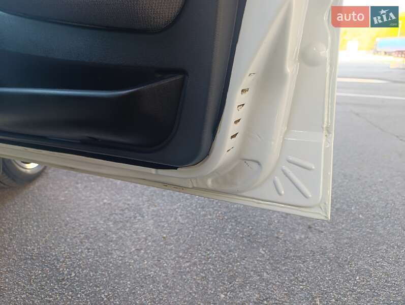 Хэтчбек ВАЗ / Lada 2114 Samara 2011 в Харькове фото 12 Хэтчбек ВАЗ / Lada 2114 Samara 2011 в Харькове