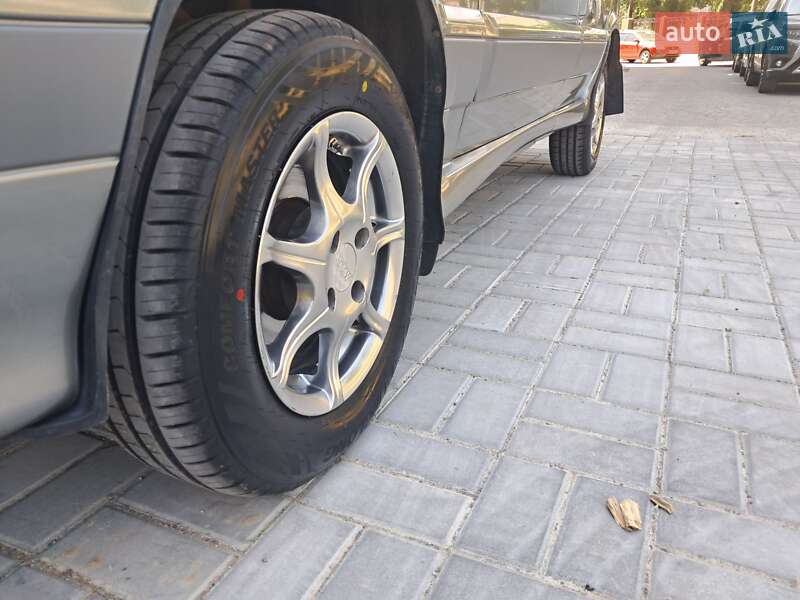 Хэтчбек ВАЗ / Lada 2114 Samara 2007 в Южноукраинске