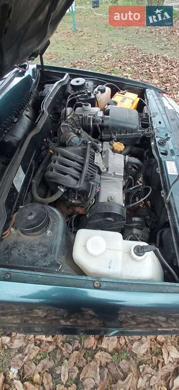 Хэтчбек ВАЗ / Lada 2114 Samara 2013 в Кременчуге фото 11 Хэтчбек ВАЗ / Lada 2114 Samara 2013 в Кременчуге
