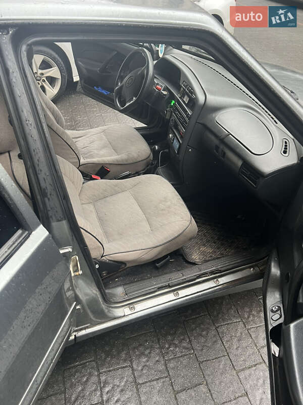 Хэтчбек ВАЗ / Lada 2114 Samara 2004 в Львове фото 8 Хэтчбек ВАЗ / Lada 2114 Samara 2004 в Львове