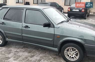 Хэтчбек ВАЗ / Lada 2114 Samara 2010 в Толстом