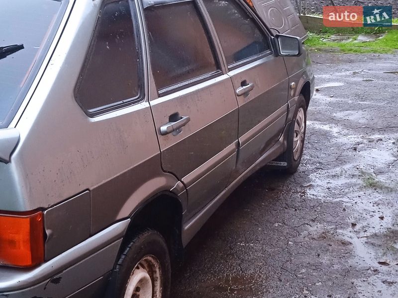 Хэтчбек ВАЗ / Lada 2114 Samara 2007 в Золочеве