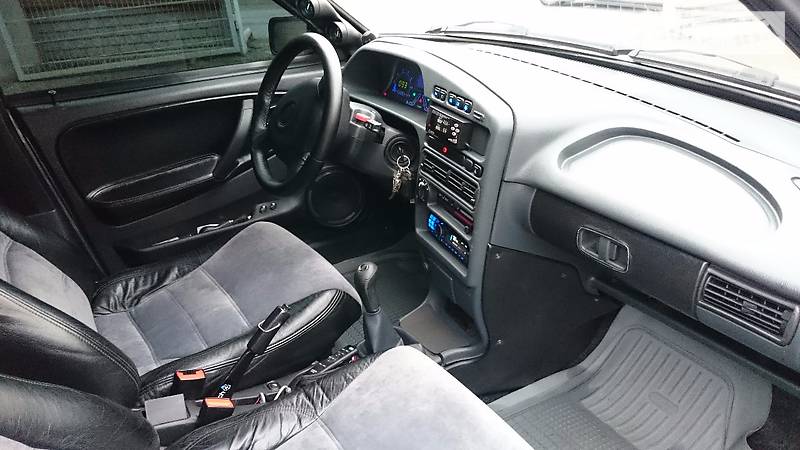 Седан ВАЗ / Lada 2115 Samara 2012 в Изюме