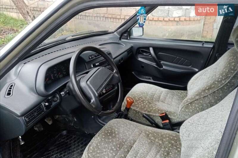 Седан ВАЗ / Lada 2115 Samara 2005 в Житомире