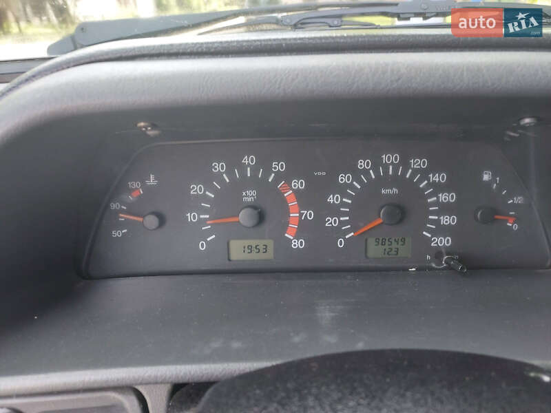 Седан ВАЗ / Lada 2115 Samara 2003 в Днепре