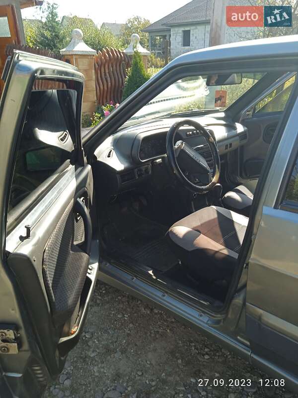 Седан ВАЗ / Lada 2115 Samara 2006 в Тячеві фото 10 Седан ВАЗ / Lada 2115 Samara 2006 в Тячеві