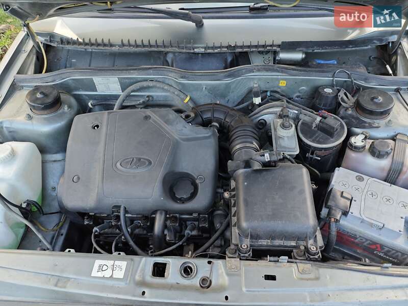 Седан ВАЗ / Lada 2115 Samara 2007 в Славуте