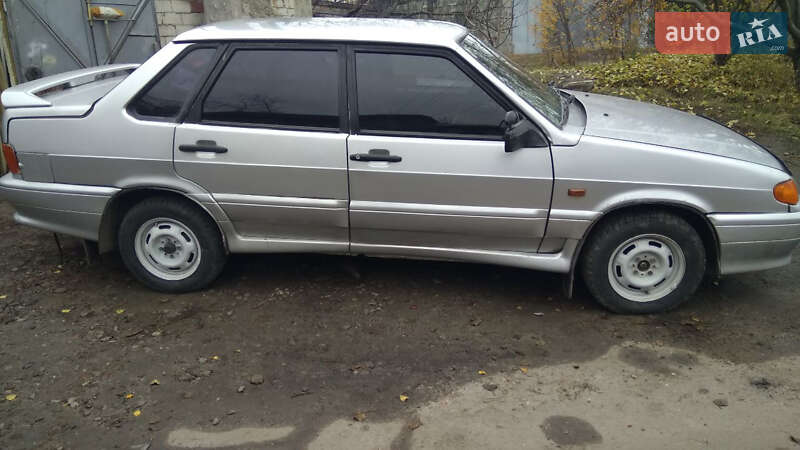 Седан ВАЗ / Lada 2115 Samara 2004 в Чугуеве