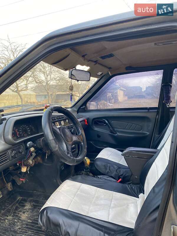 Седан ВАЗ / Lada 2115 Samara 2001 в Косові фото 5 Седан ВАЗ / Lada 2115 Samara 2001 в Косові
