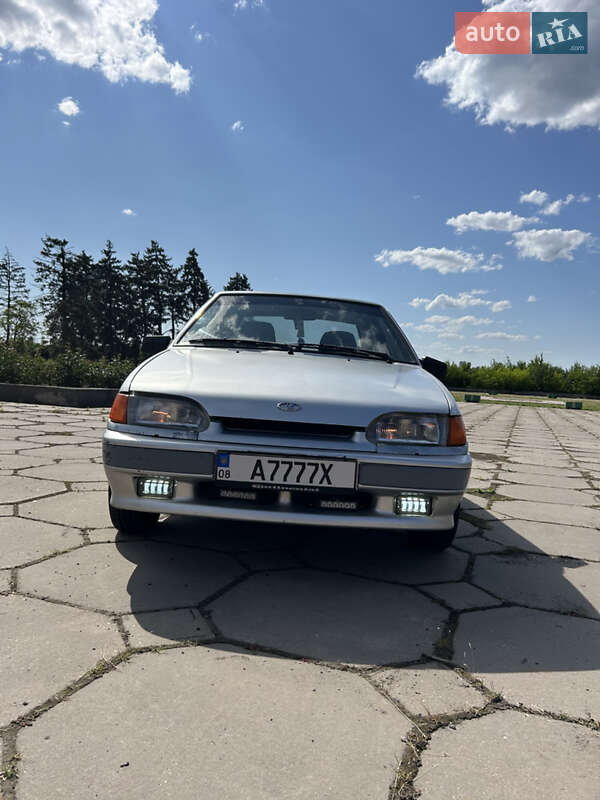 Седан ВАЗ / Lada 2115 Samara 2003 в Запорожье