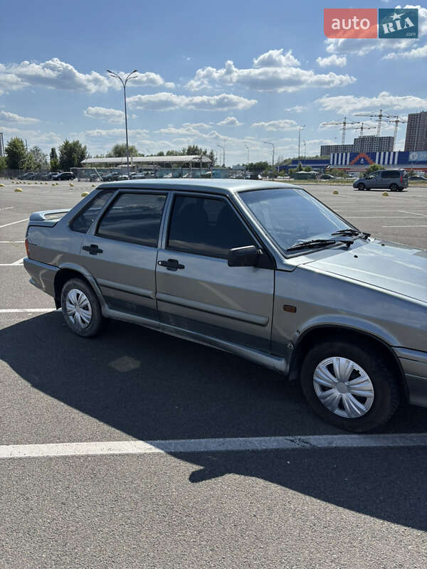 Седан ВАЗ / Lada 2115 Samara 2009 в Киеве