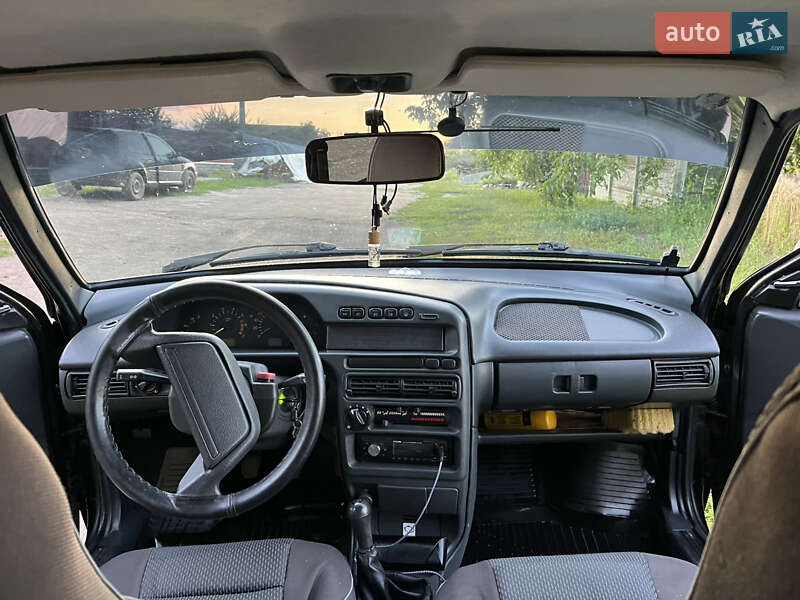 Седан ВАЗ / Lada 2115 Samara 2010 в Житомире