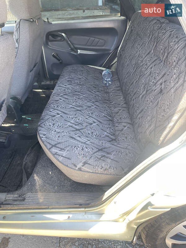 Седан ВАЗ / Lada 2115 Samara 2003 в Первомайске