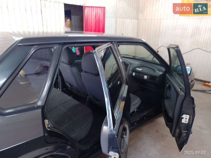 Седан ВАЗ / Lada 2115 Samara 2007 в Борисполе фото 3 Седан ВАЗ / Lada 2115 Samara 2007 в Борисполе