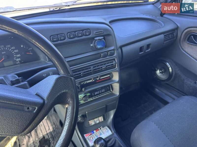 Седан ВАЗ / Lada 2115 Samara 2005 в Черноморске