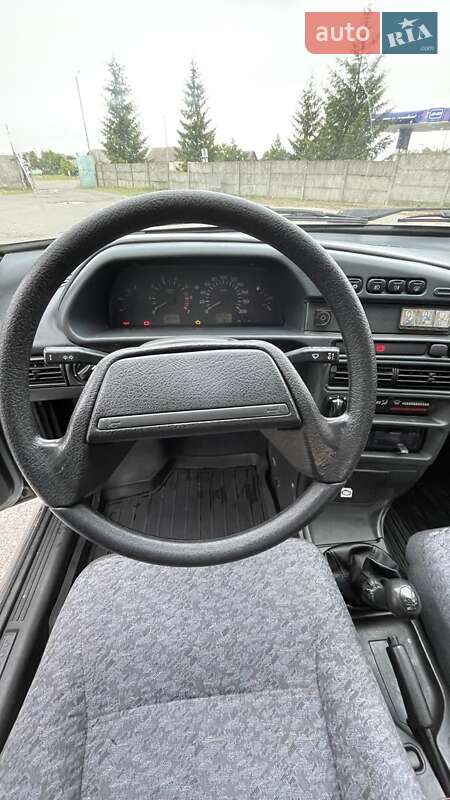 Седан ВАЗ / Lada 2115 Samara 2010 в Черняхові