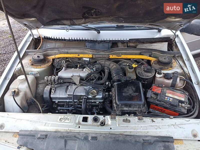 Седан ВАЗ / Lada 2115 Samara 2004 в Львові