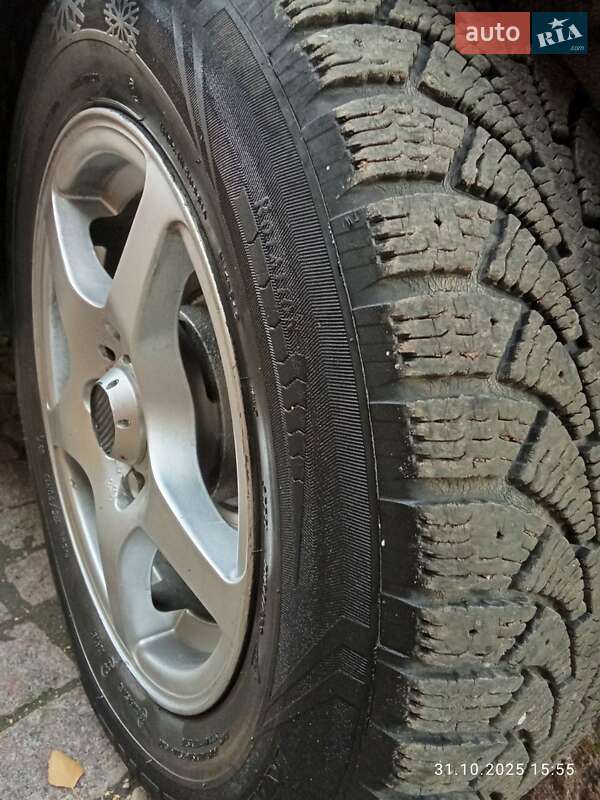 Седан ВАЗ / Lada 2115 Samara 2009 в Кривом Роге