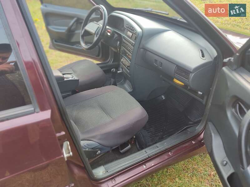 Седан ВАЗ / Lada 2115 Samara 2012 в Чернигове