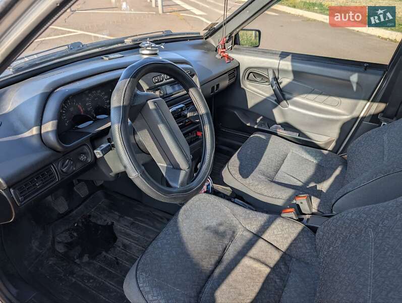 Седан ВАЗ / Lada 2115 Samara 2009 в Кривому Розі фото 4 Седан ВАЗ / Lada 2115 Samara 2009 в Кривому Розі