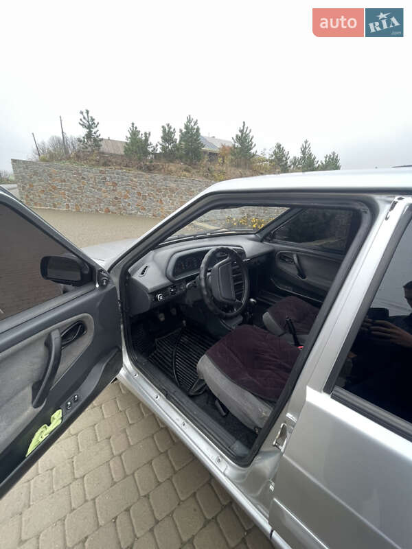 Седан ВАЗ / Lada 2115 Samara 2010 в Черкассах фото 11 Седан ВАЗ / Lada 2115 Samara 2010 в Черкассах