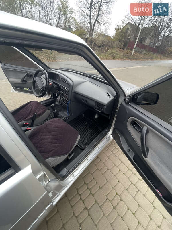 Седан ВАЗ / Lada 2115 Samara 2010 в Черкассах фото 16 Седан ВАЗ / Lada 2115 Samara 2010 в Черкассах