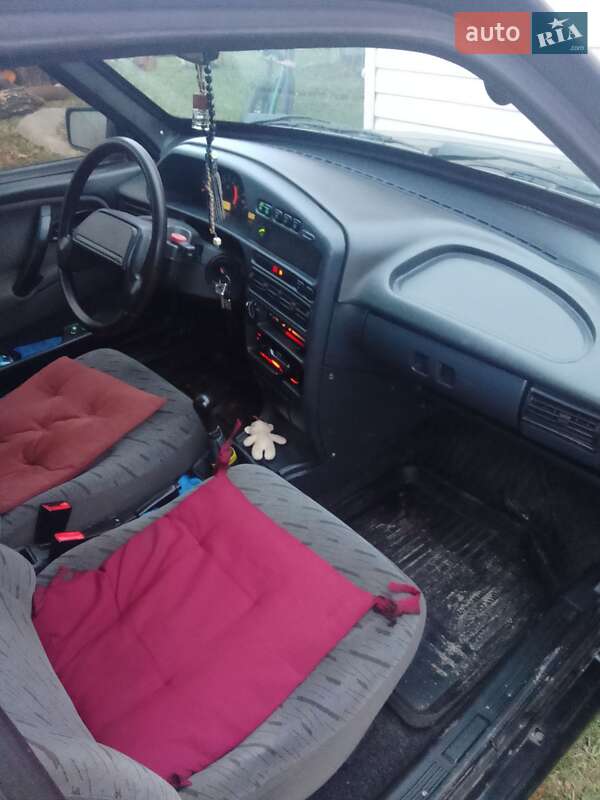 Седан ВАЗ / Lada 2115 Samara 2012 в Олевске