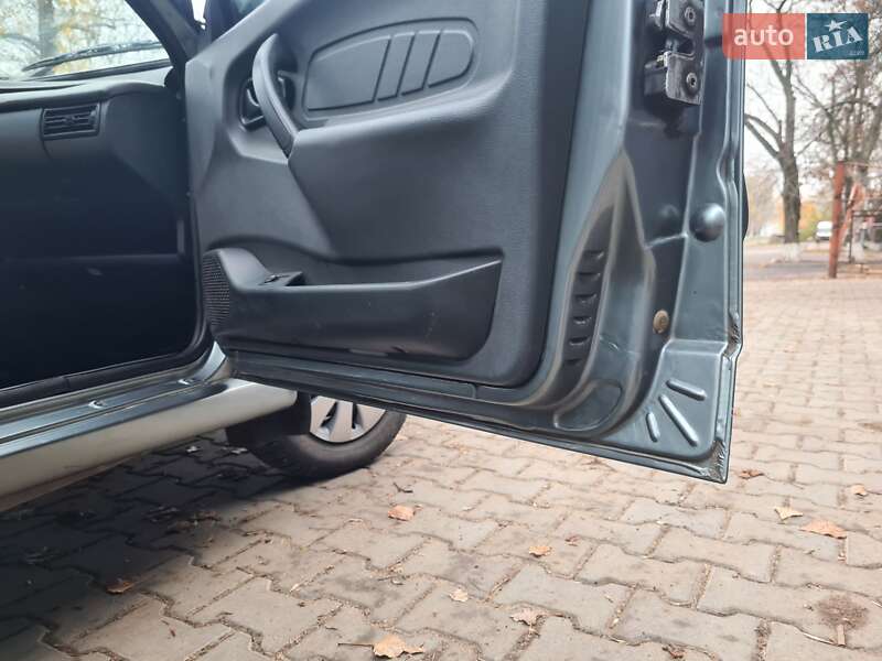 Седан ВАЗ / Lada 2115 Samara 2010 в Компаніївці фото 16 Седан ВАЗ / Lada 2115 Samara 2010 в Компаніївці