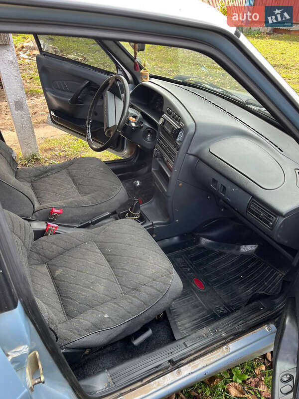 Седан ВАЗ / Lada 2115 Samara 2004 в Рівному фото 4 Седан ВАЗ / Lada 2115 Samara 2004 в Рівному