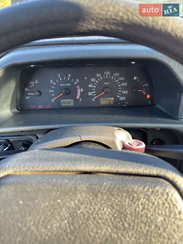Седан ВАЗ / Lada 2115 Samara 2005 в Кривом Роге