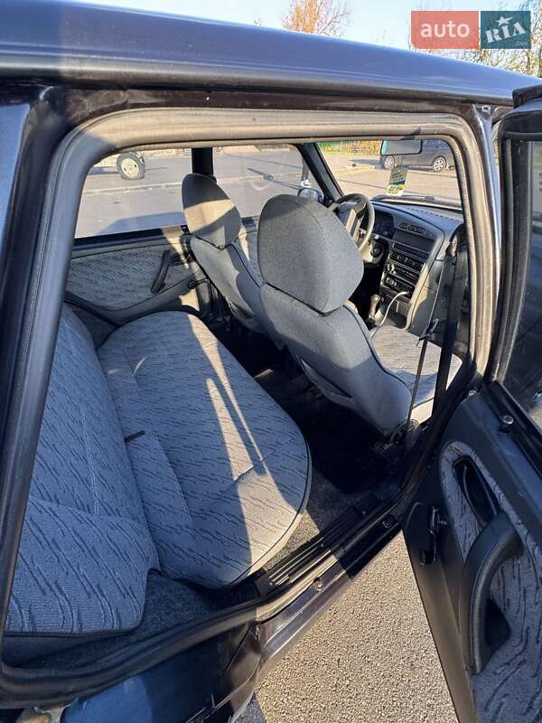 Седан ВАЗ / Lada 2115 Samara 2005 в Кривом Роге