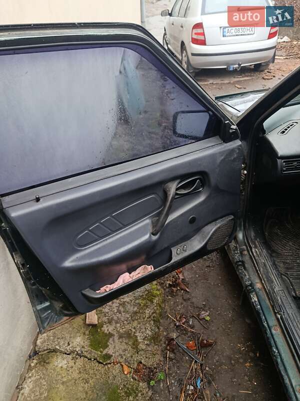 Седан ВАЗ / Lada 2115 Samara 2003 в Луцке