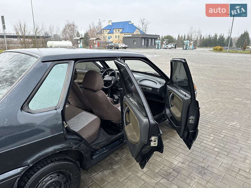 Седан ВАЗ / Lada 2115 Samara 2006 в Сокалі фото 17 Седан ВАЗ / Lada 2115 Samara 2006 в Сокалі