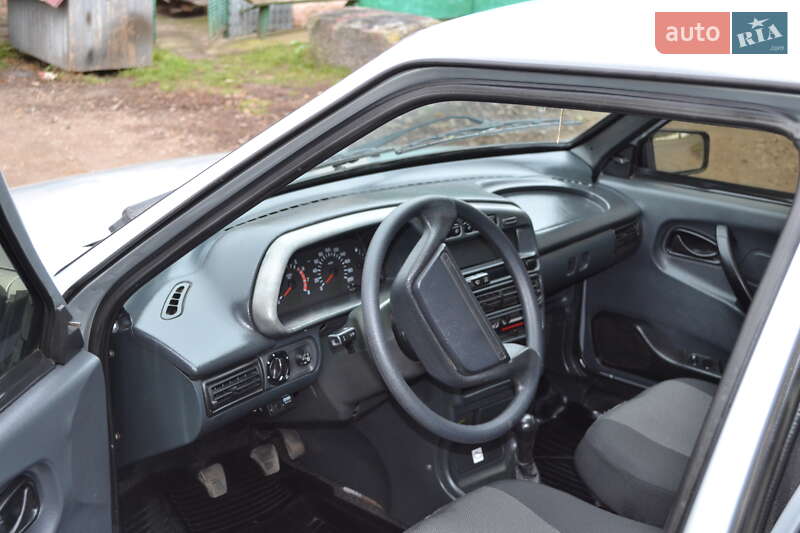 Седан ВАЗ / Lada 2115 Samara 2008 в Липовце фото 15 Седан ВАЗ / Lada 2115 Samara 2008 в Липовце