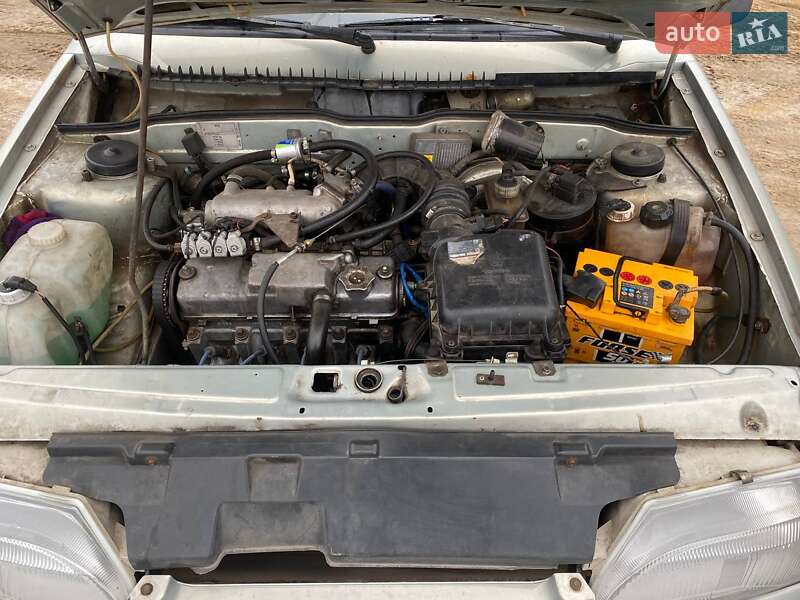 Седан ВАЗ / Lada 2115 Samara 2002 в Житомирі фото 2 Седан ВАЗ / Lada 2115 Samara 2002 в Житомирі