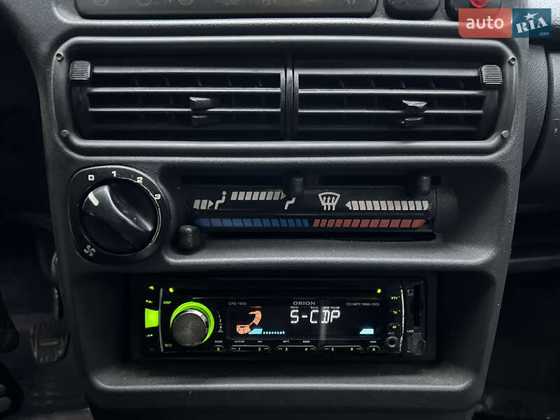 Седан ВАЗ / Lada 2115 Samara 2003 в Дніпрі