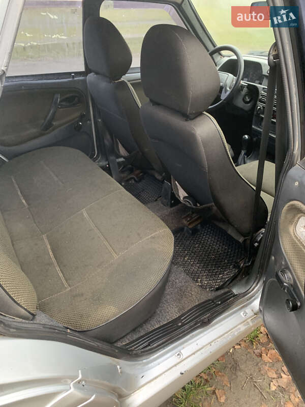 Седан ВАЗ / Lada 2115 Samara 2006 в Остроге