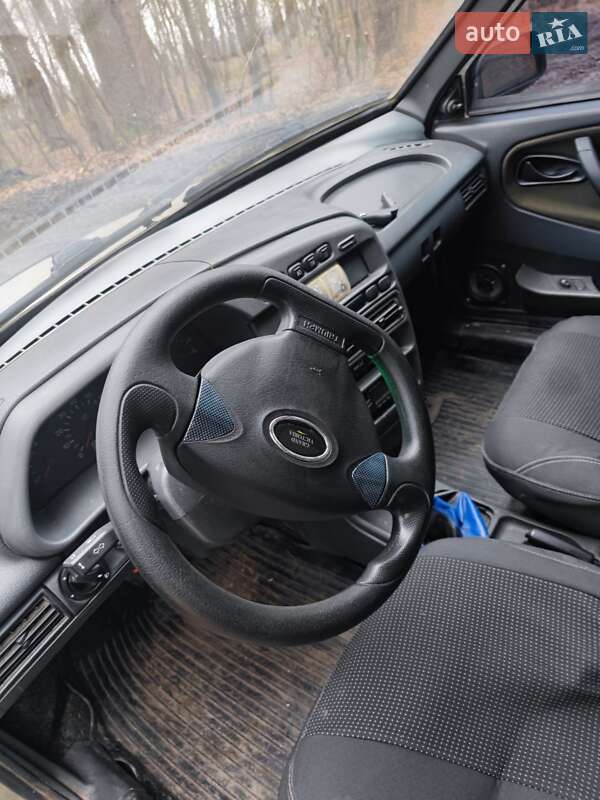 Седан ВАЗ / Lada 2115 Samara 2006 в Житомире фото 7 Седан ВАЗ / Lada 2115 Samara 2006 в Житомире